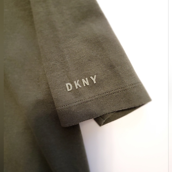 Mens DKNY Polo Shirt, Size XS - Picture 2 of 2
